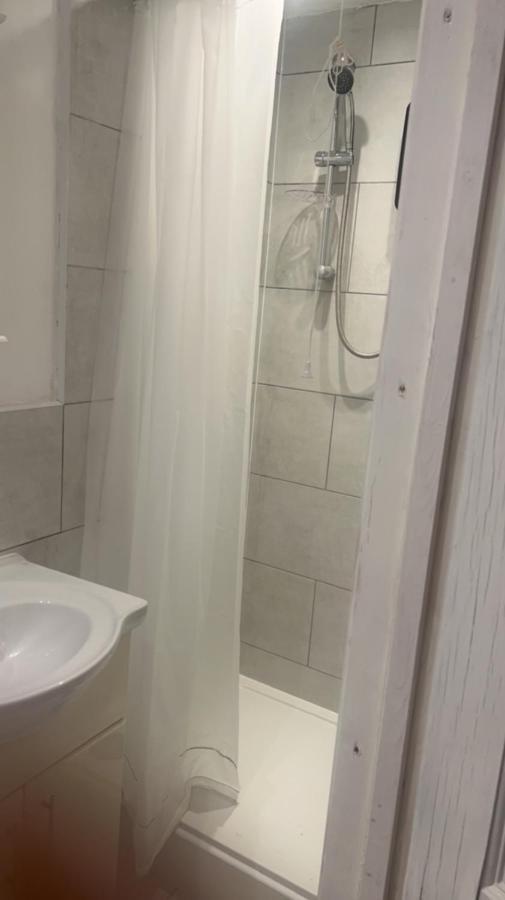 Cozy Small Studio Peterborough Luaran gambar